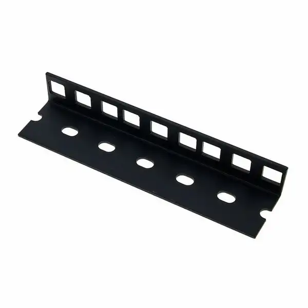 Adam Hall 61535B3 Rack Strip 3U blk