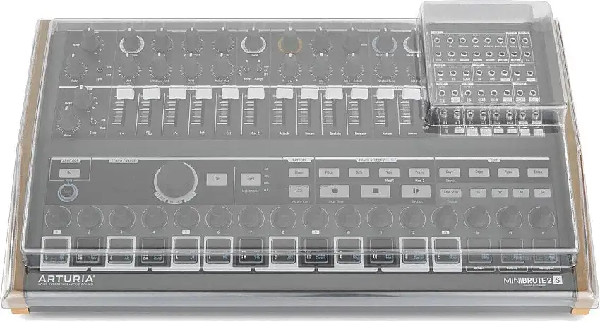 Decksaver Artuira Minibrute-2S Skyddsöverdrag för spårbox