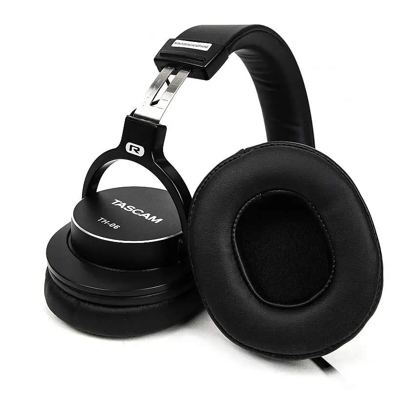 Tascam TH-06 Studiohörlurar