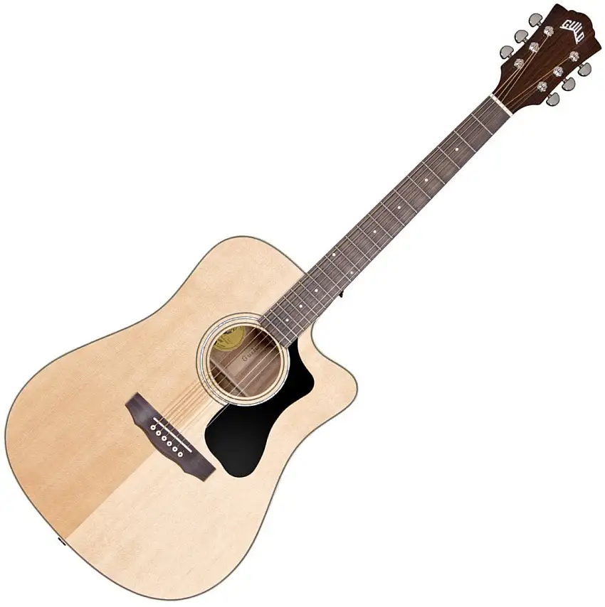 Guild D-140CE Natural Gloss elektroakustisk gitarr