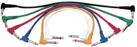 Soundking BC334 30 cm Vinklad-vinklad Patchkabel